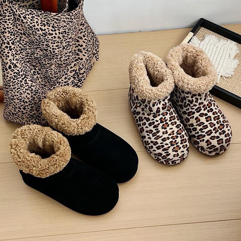 Schneestiefel aus Leder mit Leopardenmuster für Damen im Jahr 2025 sind sehr gutaussehend. Im Winter ist Samt warm, kältebeständig und frostschutzmittel
