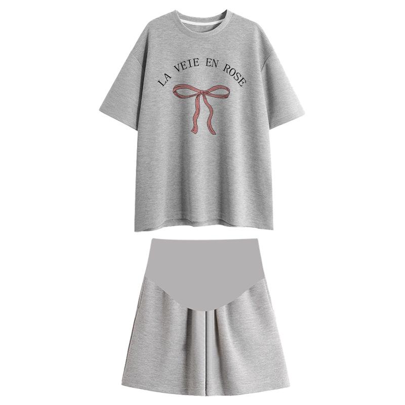 

Summer 2026 Maternity Short-Sleeved Printed Pajama Set: Non-Revealing Belly Top & Homewear Shorts. L [105-125 lbs]