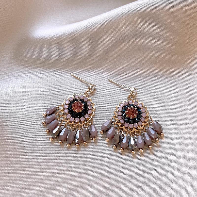 Ethnic Geometric Water Drop Tassel Earrings: Retro Design with Niche Temperament and High-Class Feel in National Style