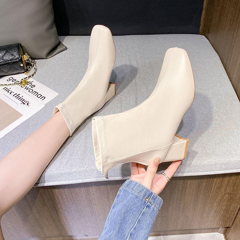 Japanese literary and artistic salt is fresh and natural gentle women's boots and women's shoes, new elegant and trendy fashion versatile