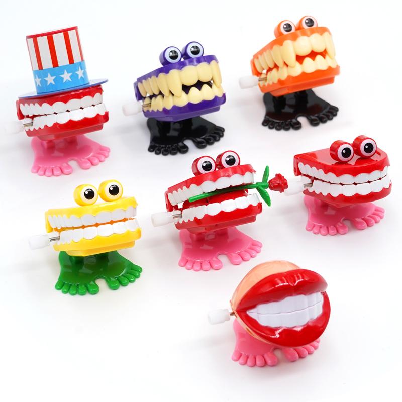 

Random1Pcs Novelty Clockwork Toy Fun Christmas Halloween Wind Up Toys For Kids Plastic Jumping Teeth Dental Dentist Gifts OneSize