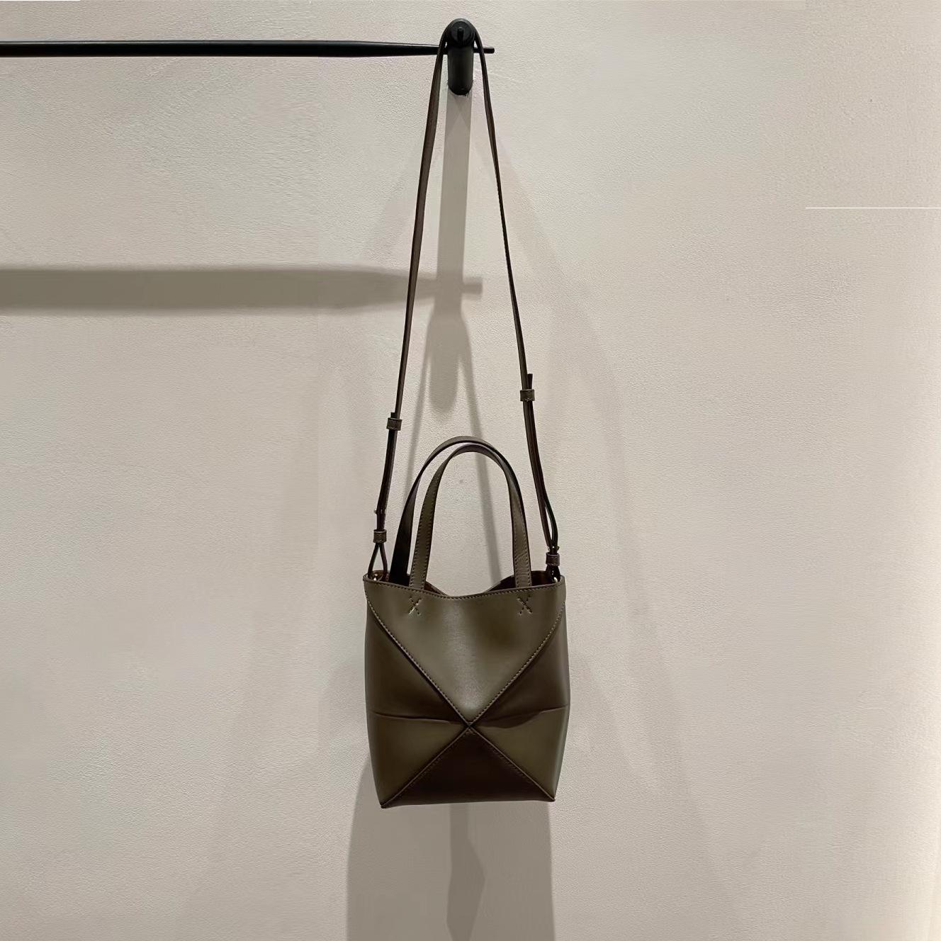 

Складная сумка-тоут геометрической формы из коровьей кожи PuzzleFold с большой вместимостью