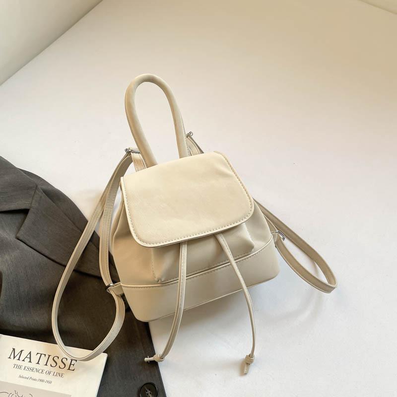 Dual Shoulder Bag, Commuter Backpack, Girlish and Versatile Handbag with a Water Bucket Design