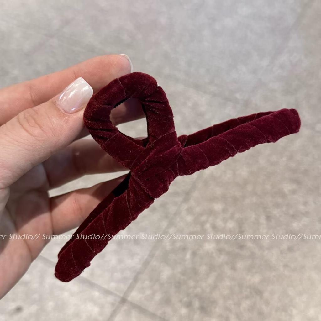 French Metal Velvet Hairpin for Women, High-end Ponytail Shark Hairpin, Back of The Head, Hairpin