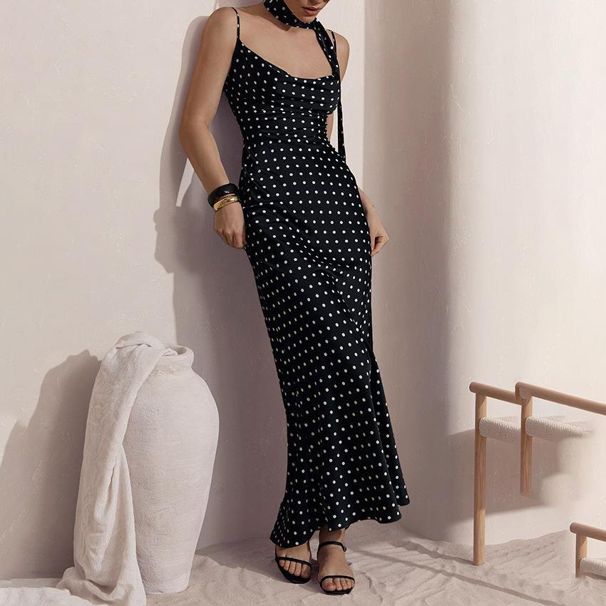 Summer new suspender swing collar polka dot slim dress design temperament fashionable and elegant commute