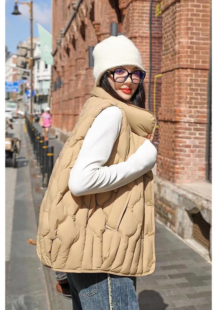Women's Stand Collar White Duck Down Vest, 2026 Autumn/Winter Collection - Fashionable, Warm, Short Jacket