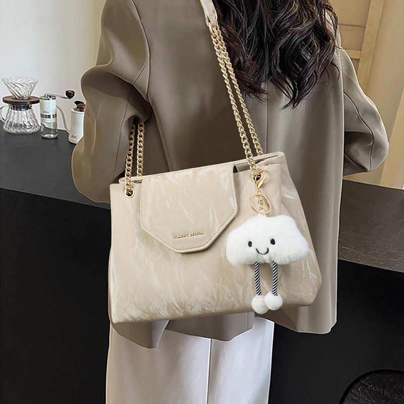 

Tote bag, new women s bag, summer shoulder bag, high-end sense, large-capacity portable commuter bag. бежевый