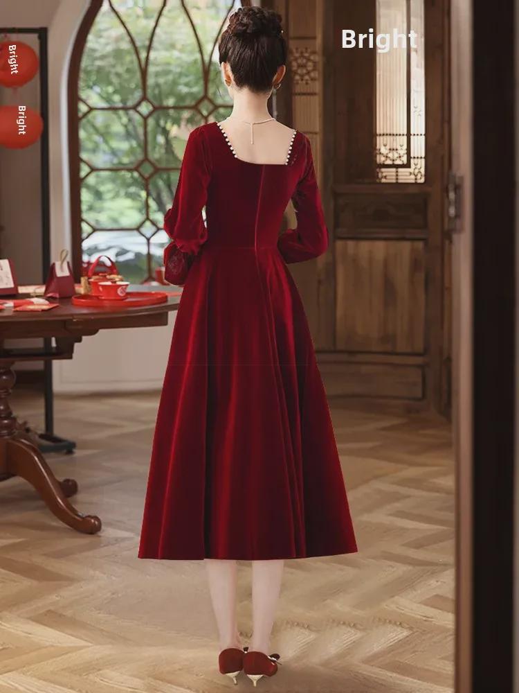 2025 New Velvet Slimming Wedding and Banquet Dress for Brides - Spring/Autumn Casual Wear