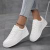 Klassieke Witte Ademende Platte Sneakers voor Dames - Comfortabele, Trendy, Veelzijdige Zomer Casual Schoenen met Zachte Zool.