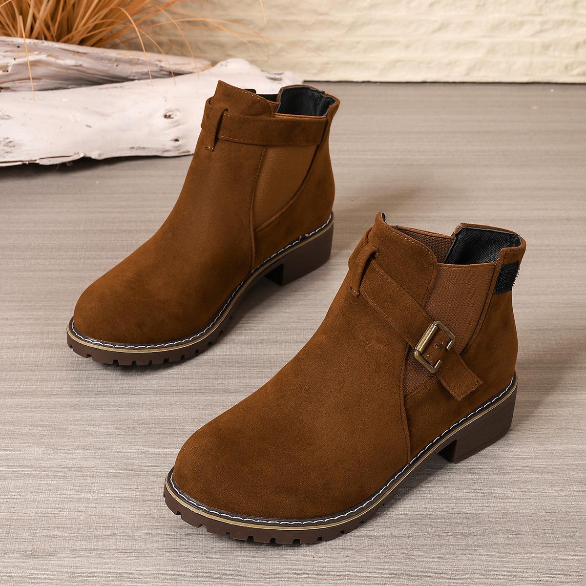 

Большой размер 2025 осень и зима новые ботинки Мартин толстый каблук пряжка ремня короткое голенище эластичная вставка замшевые женские ботинки 43