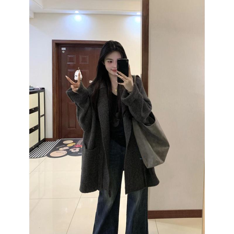 Women's Cozy Knit Cardigan: Autumn/Winter, Versatile, Mid-Length, Warm, Stylish Sweater Coat