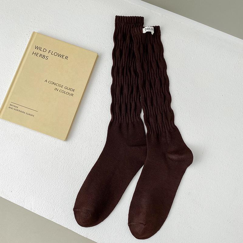 

Носки махровые серии Miumiu: Женские длинные носки в корейском и японском стиле с буквенной этикеткой One Size коричневый