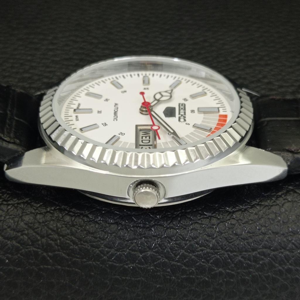REFURBISHED SEIKO 5 AUTOMATIC 6309A VINTAGE JAPAN MENS WHITE WATCH a441996-1