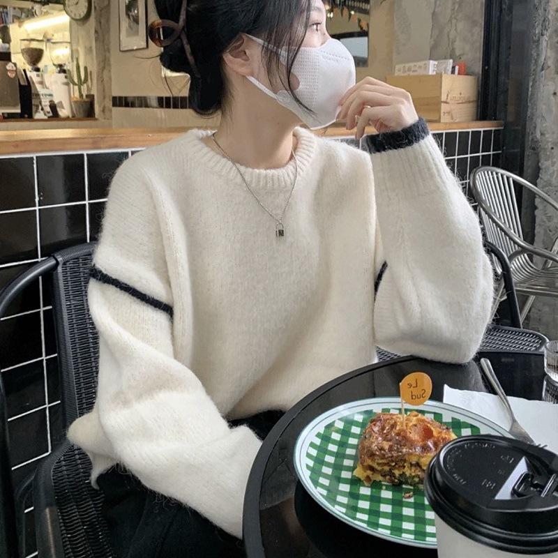 Autumn and Winter Sweater Women's Literary and Retro Loose and Simple Crew Neck Top Design Contrasting Color Versatile Pullover Knitted Sweater