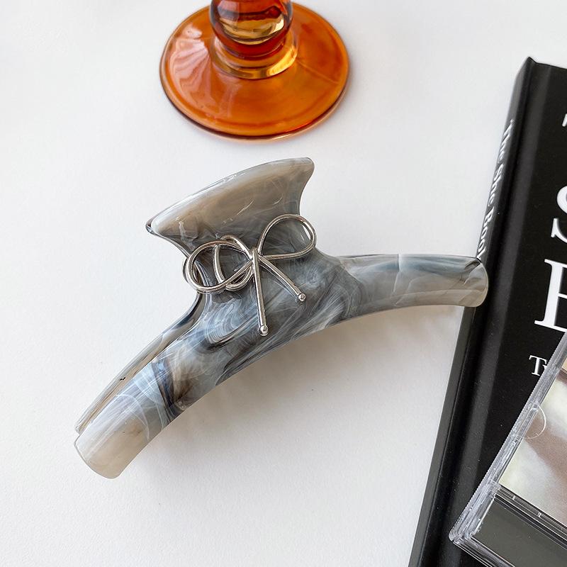 

1 шт. Новая заколка-акула, аксессуар для волос, с окрашиванием в виде нимба-бабочки и женственным прикосновением, большая повязка на голову, небольшой объем волос