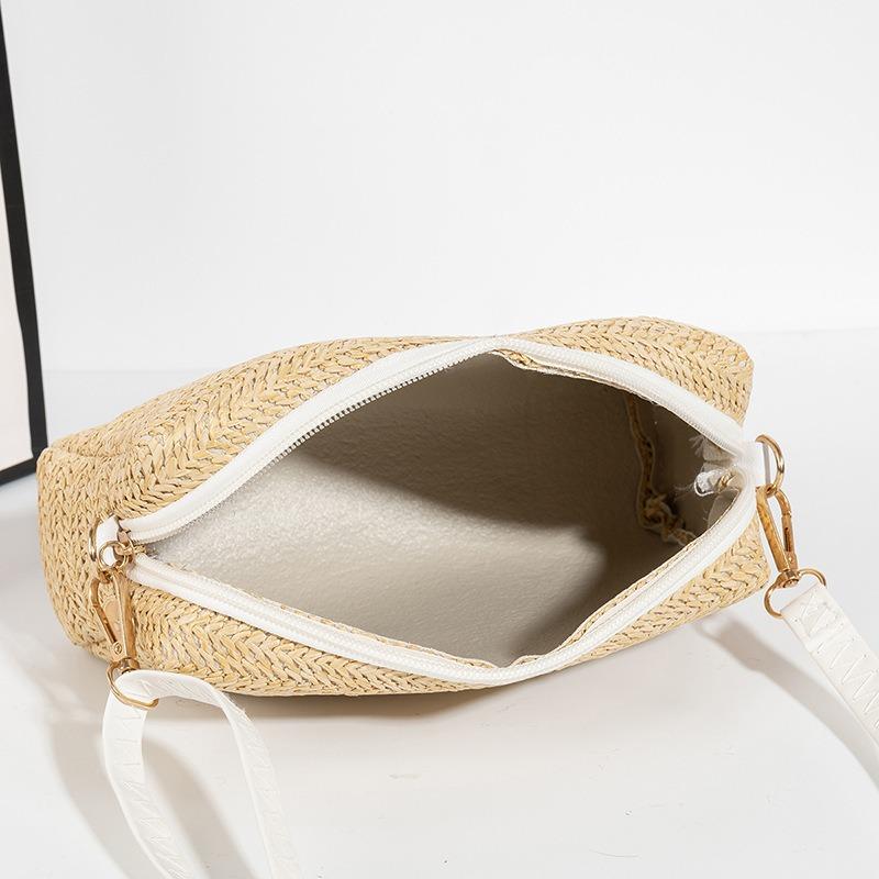 Bag Women's Spring Summer New Weaving Simple Shoulder Bag Crossbody Bag Fashion Straw Beach Bag