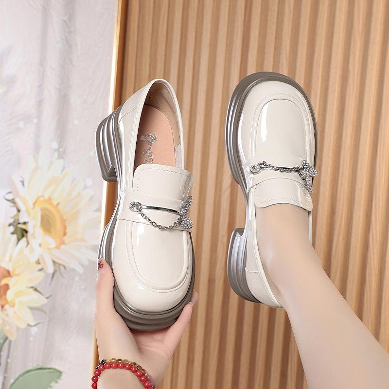 

Модные 5 см лоферы из лакированной кожи с бабочкой, женские туфли на массивной платформе, весна 2024, туфли-лодочки на квадратном каблуке для офиса, мамы, девушек, универсальные 36