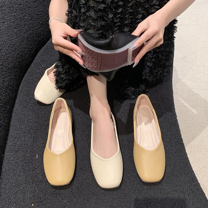 Soft-soled Mary Jane shoes round head shallow mouth spring and summer 2025 new commuter versatile one-word strap single shoes flat women's shoes