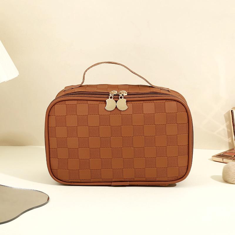 Simple checkerboard cosmetic bag women's high-end sense large-capacity storage bag waterproof portable travel toilet bag