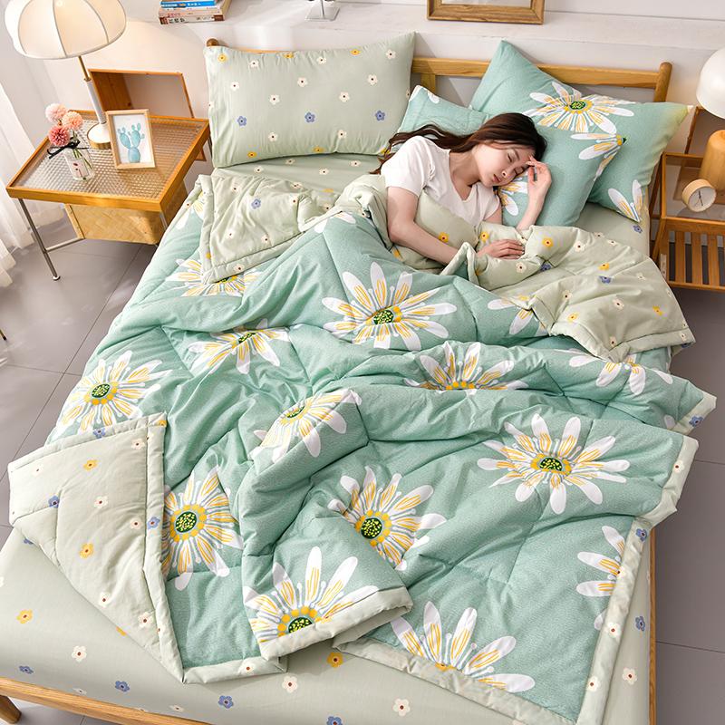 Fashion Skin-friendly Summer Cool Blanket Comfortable Lightweight Air Condition Comforter Machine Washable Quilt for Adults Kid