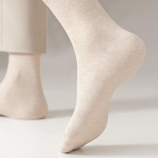 Winter Warm Dress Socks Men Crew Socks, Solid Color Casual Soft Non Binding Breathable Sweat Wicking Mid-calf for Autumn And Daily Wear Business