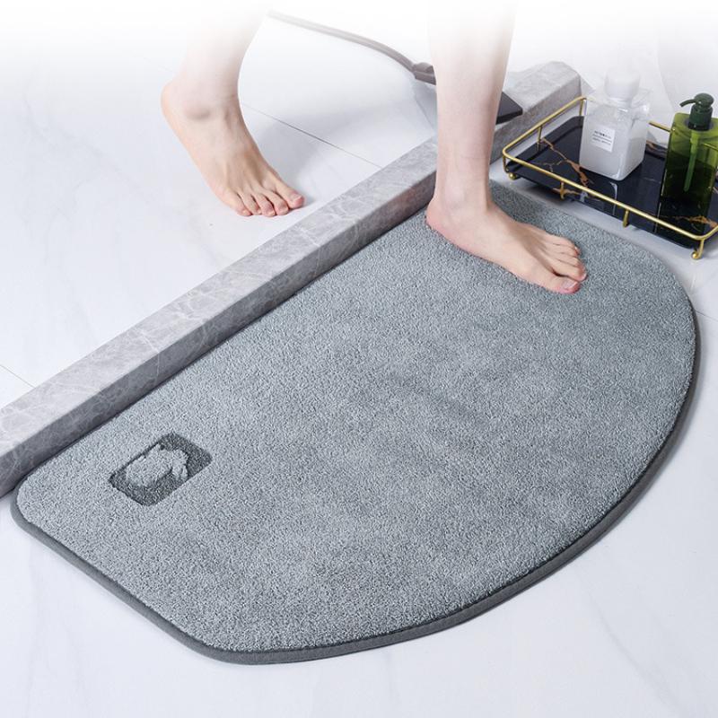 Luxurious Semi-Circular Memory Foam Bath Mat, Ultra Absorbent Bathroom Mat Anti-Slip Toilet Rug