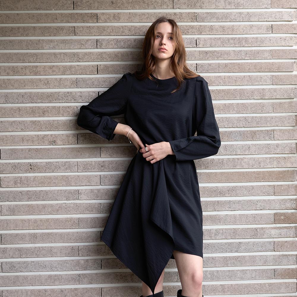 KELLY DONAHUE Line Volume Wrap Dress