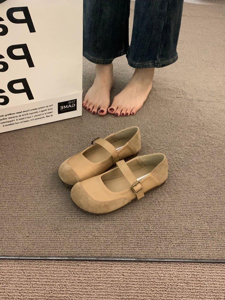 

French round head ballet boken shoes women s outer wear 2025 new autumn retro soft-soled fairy Mary Jane single shoes 35