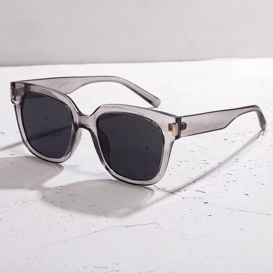 Big Square Frame Sunglasses UV400 Summer Fashion Vintage Ladies Sun Glasses Outdoor Travel Beach Sun Shade Eyewear