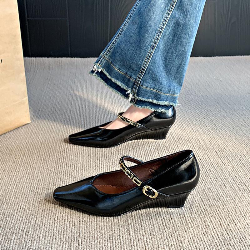 Fashion Spring New Slope Heel Shoes for Women Square Head Shallow Mouth Metal Chain Soft Sole Anti-slip Wear-resistant Single Shoes