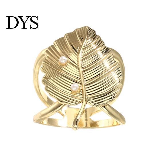 Headscarf Shape Holder Leaf Silk Scarf Ring Buckle And Slides for Women, Metal T-shirt Retro Slide Ties Clip with Faux Pearls Embellishment