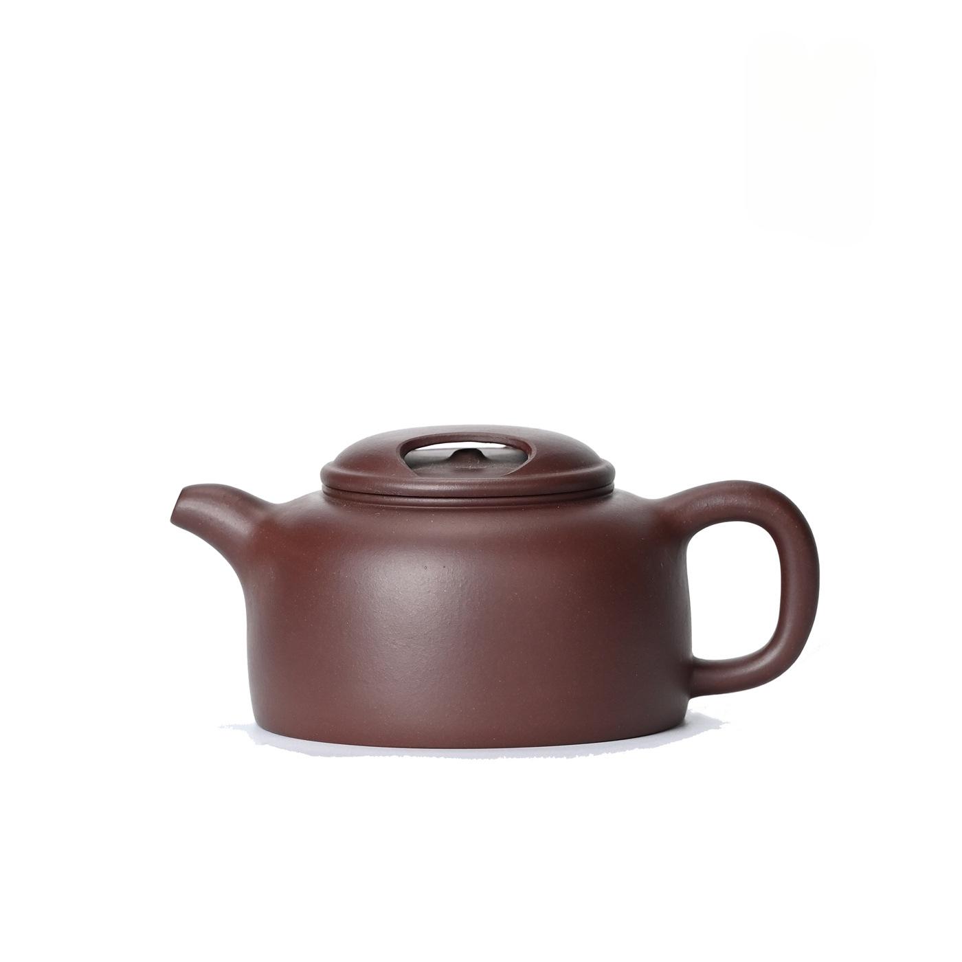 

200ml Retro Yixing Purple Clay Teapots Handmade Cow Lid Lotus Seed Pot Raw Ore Purple Eggplant Mud Kettle Zisha Tea Set Gifts