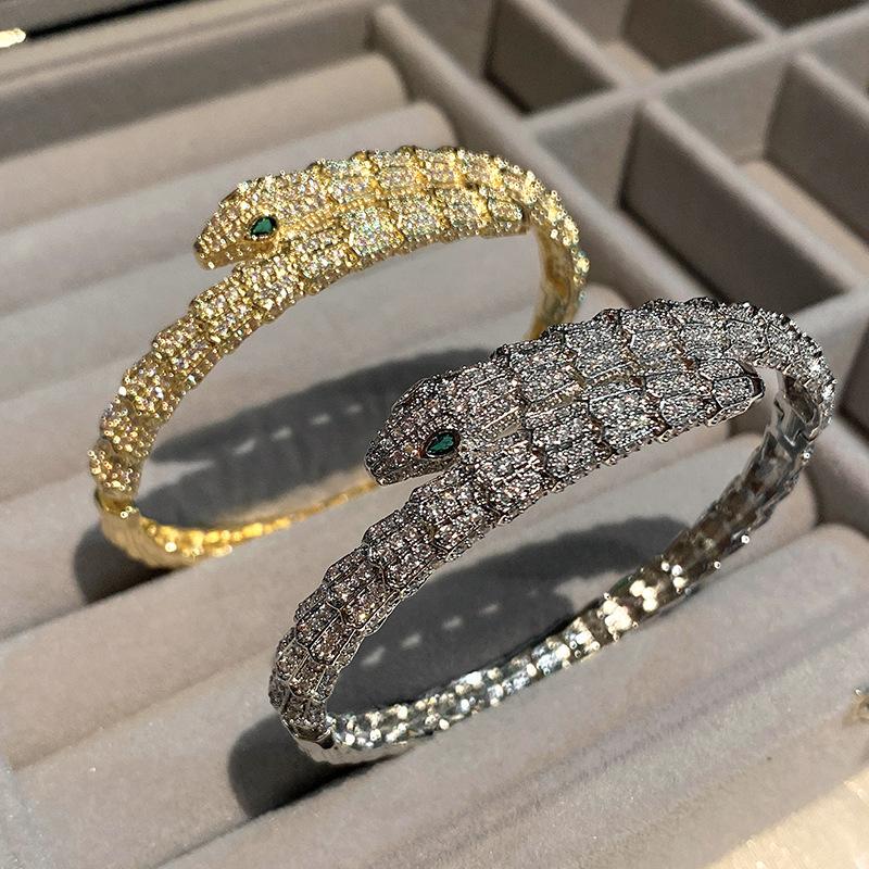 Mighty Snake Scale Serpentine Bracelet European and American Green Eyed Spirit Snake Handpiece