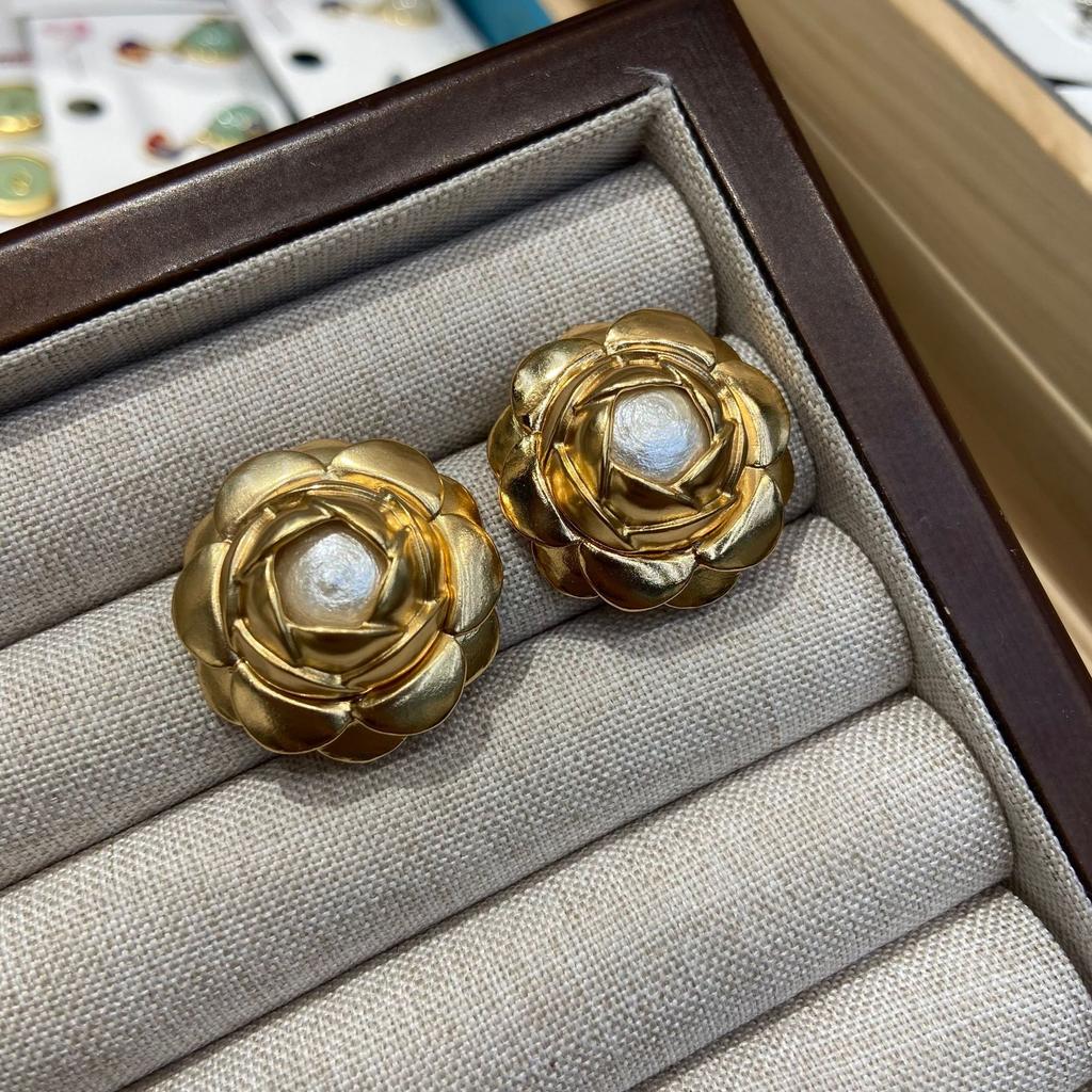 Plated Real Gold Retro Old Imitation Cotton Stud Earrings Ear Jewelry Medieval Jewelry Needle Necklace Rose