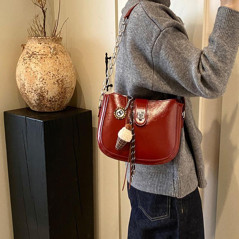 Ielgy Retro Large-Capacity Autumn Winter All-Match One-Shoulder Underarm Messenger Bag
