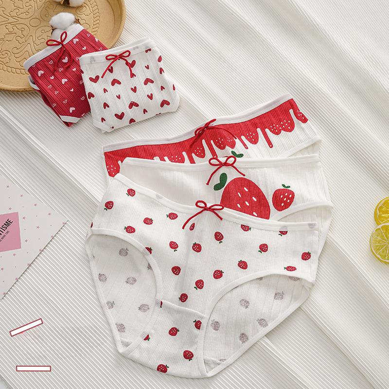 Liebe Erdbeer-Slips Große Rote Teenie-Slips Schritt Mittlere Taille Studentenparty Dreieckshosen Damen-Slips Brazilianas Hipsters Schlaf Retros