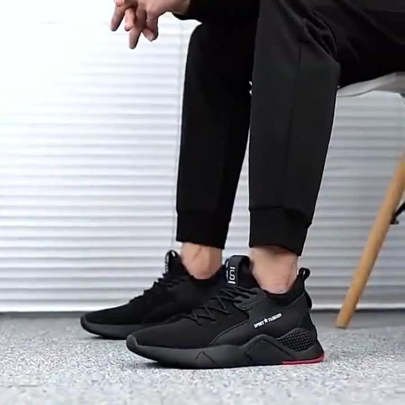 Large Size Men's Shoes Fly-woven Mesh Sneakers New Men's Trend Breathable Sports and Leisure Men's Shoes