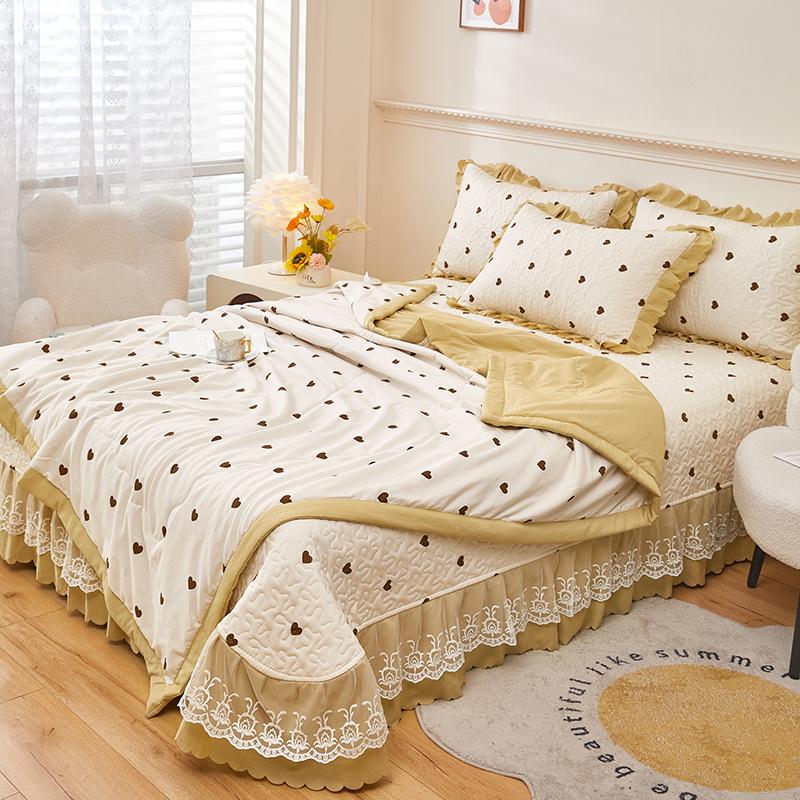 Cartoon Peach Comforter Queen Size, Love Heart Pink Peach Print Quilt Ultra Soft, Ultra Comforter 1 Piece Bedding For Room Decor