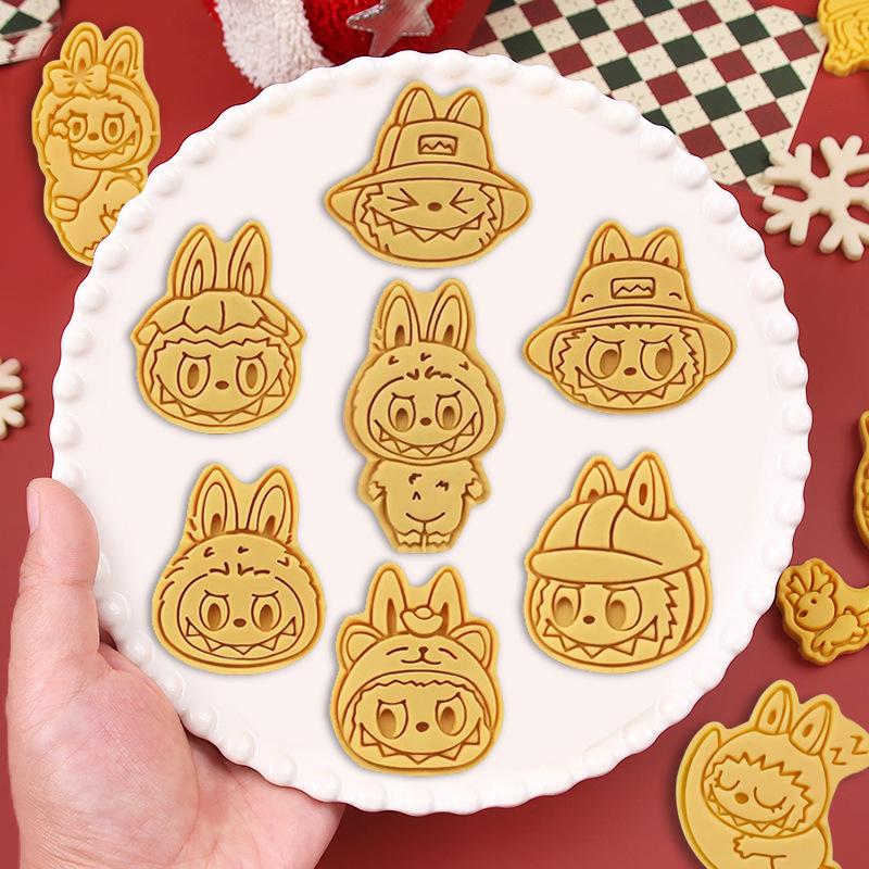 Cartoon Cookie Mold Cookie Butter Cookie Cutting Mold Creative Three-dimensional Baking Tool