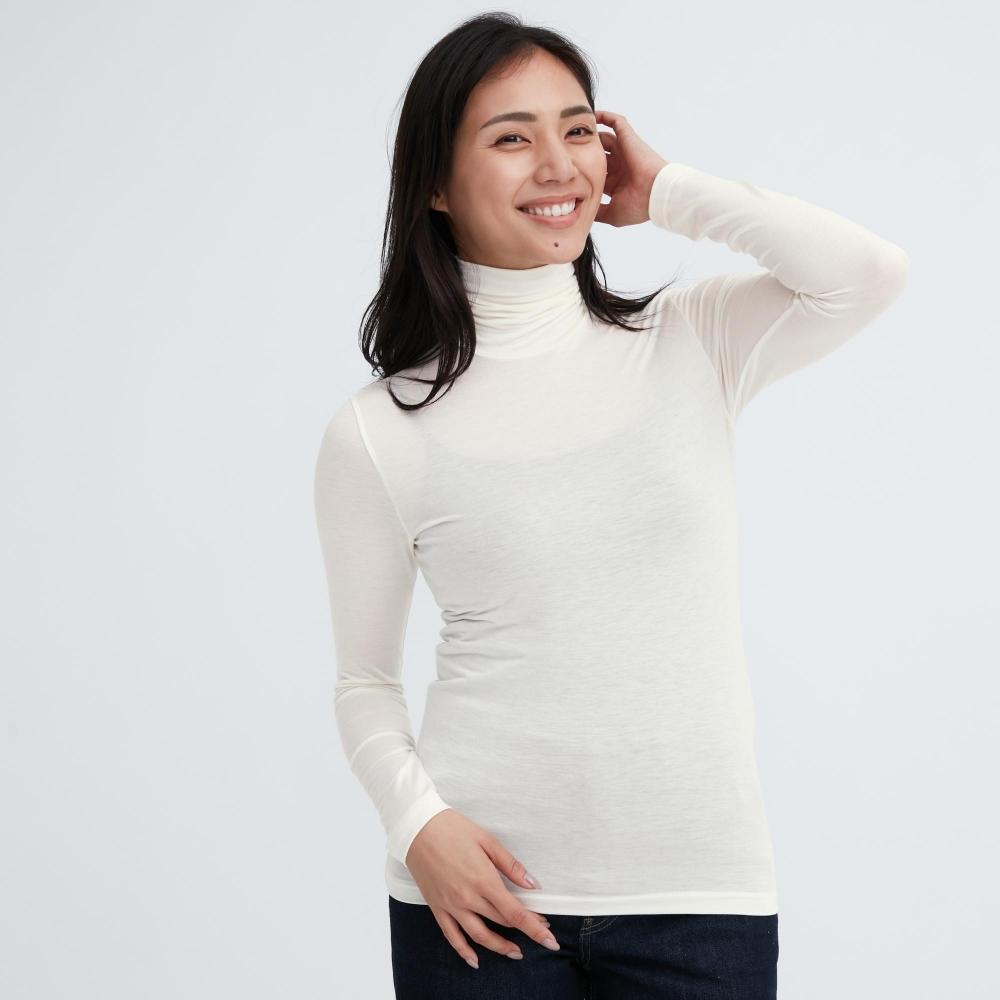 Uniqlo Japan HeaTTech UlTra LighT TurTleneck T  Long Sleeve 