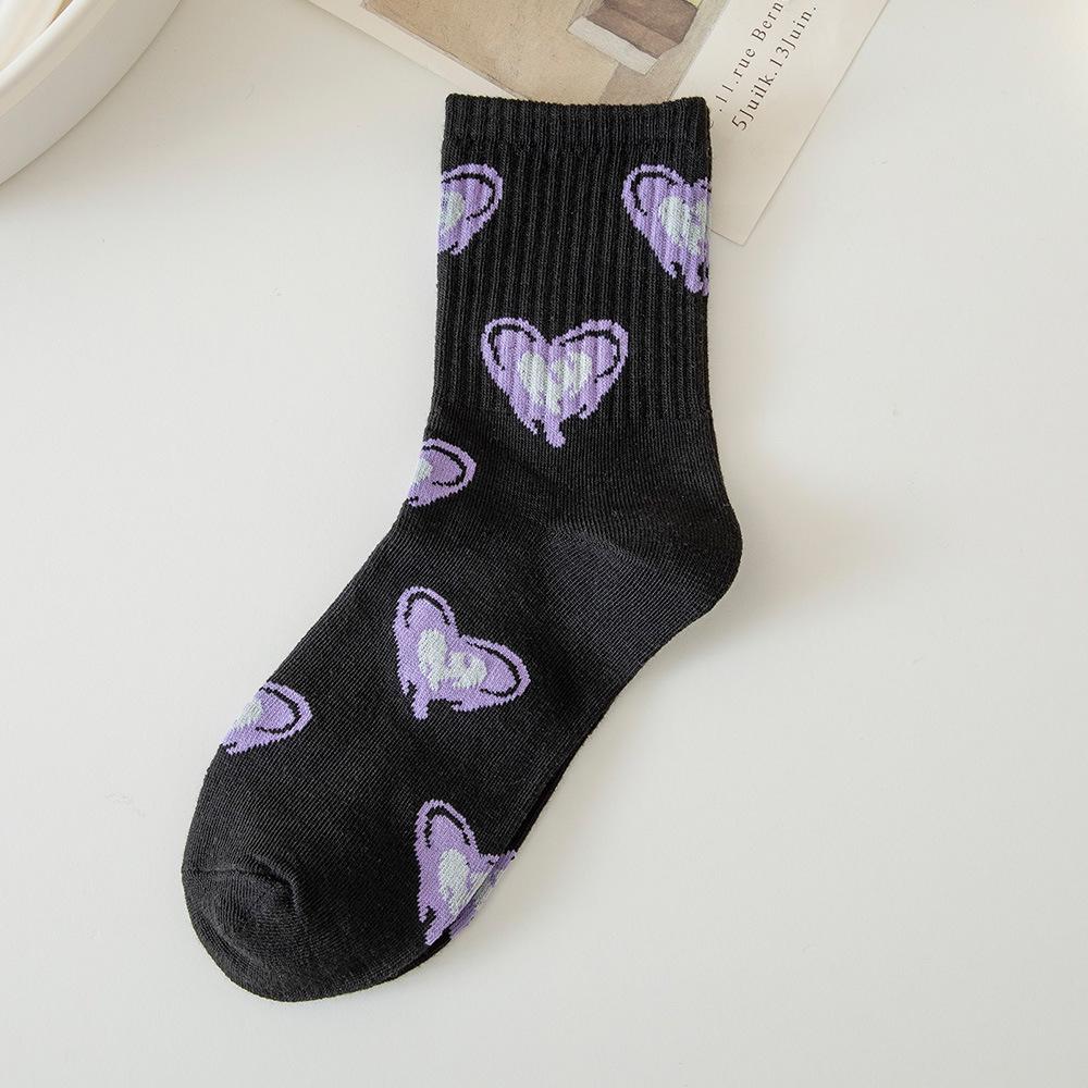 Women's Heart Letter Mid-Calf Socks - Fashionable for All Seasons