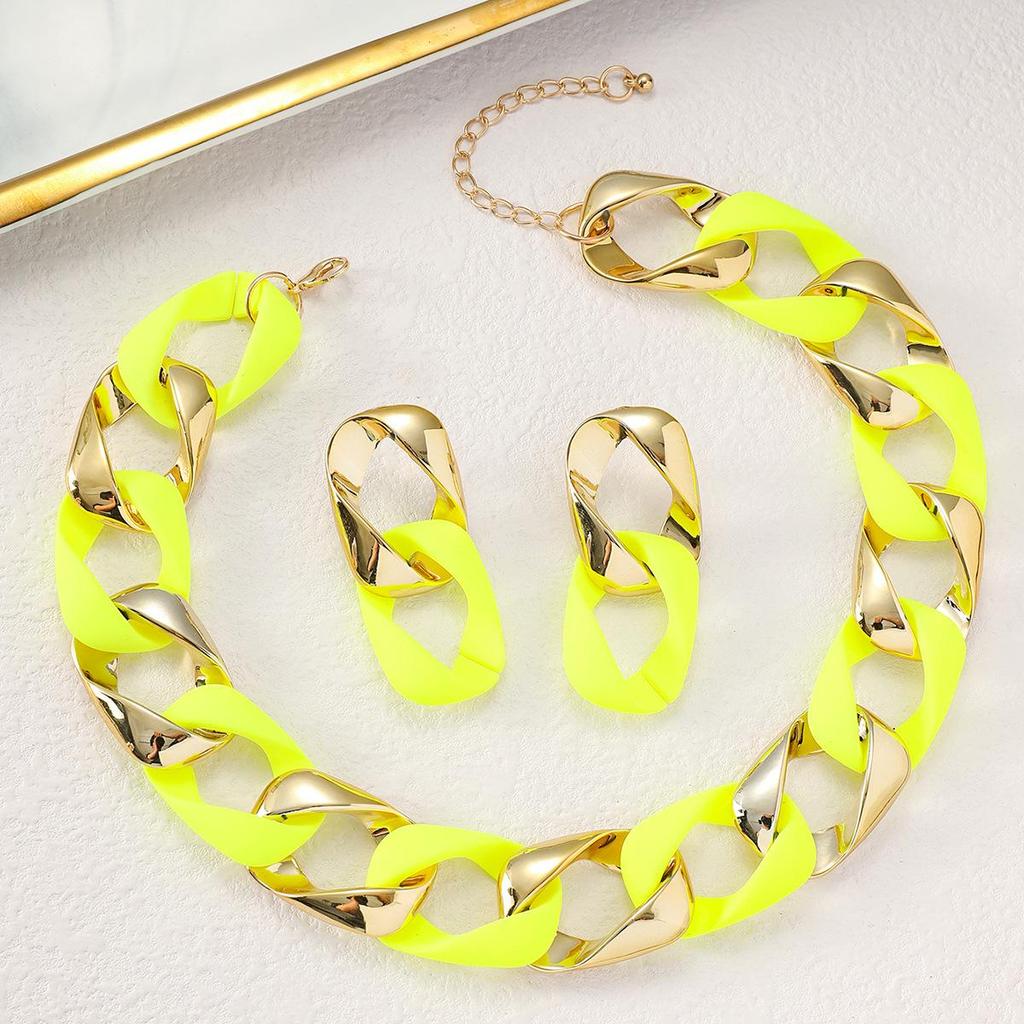 Trendy Resin Patchwork Necklace - Influencer Style