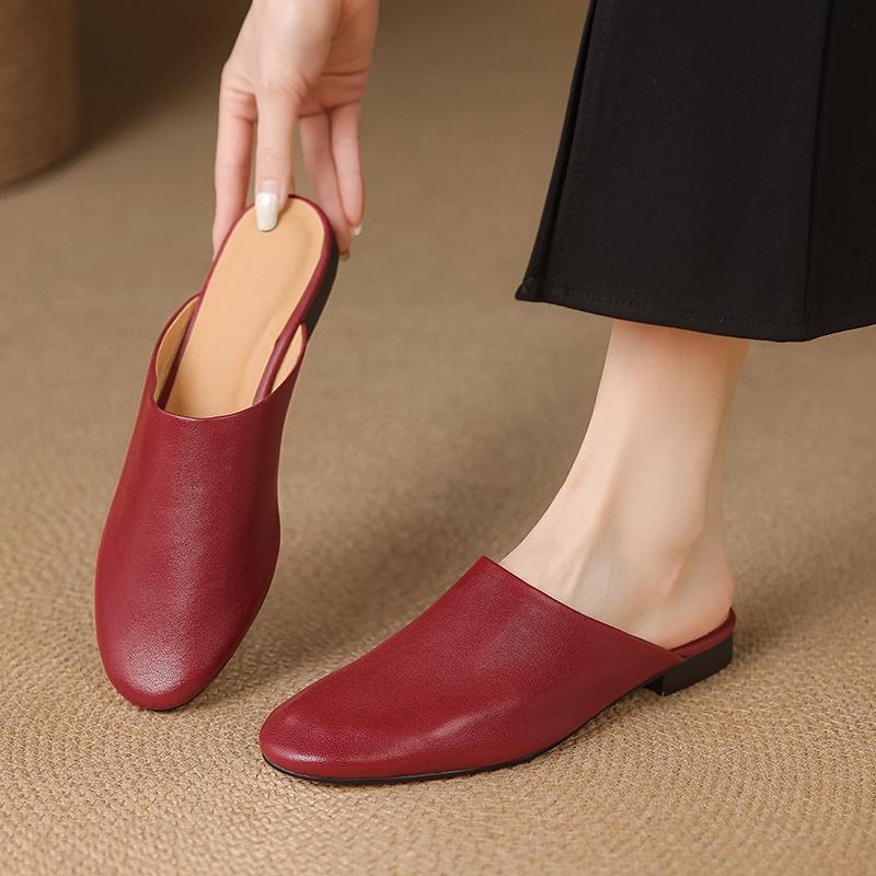 Fashion 2025 New Genuine Leather Low Heels Round Toe Slippers Women Natural Leather Casual Slippers Female Daily Walk Mules Slippers