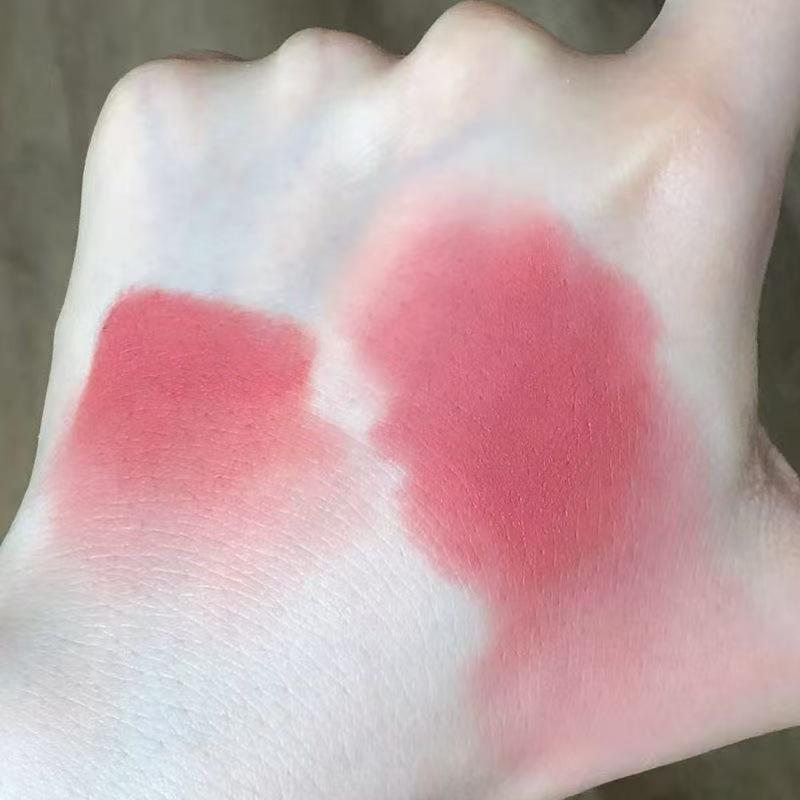 Fresh Sweet Sensation: Light European Style Boiled Water Milk Tea Matte Lip Glaze for Fairness and Enhanced Complexion
