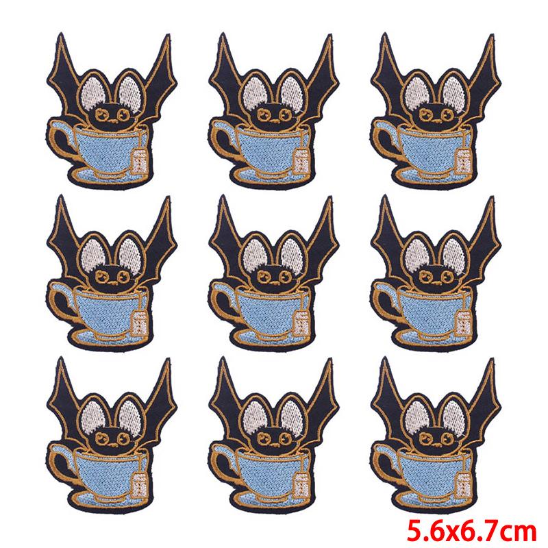 10 Pcs/lot Wholesale Embroidery Patch Iron On Patches For Clothing Patches On Clothes Jackets Decor Applique Sew Supplies