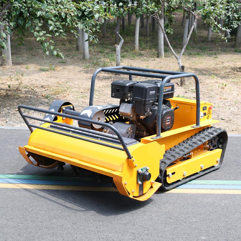 European Spot Gasoline Powered Self-propelled Tracked Remote-controlled Rotary Blade Lawn Mower