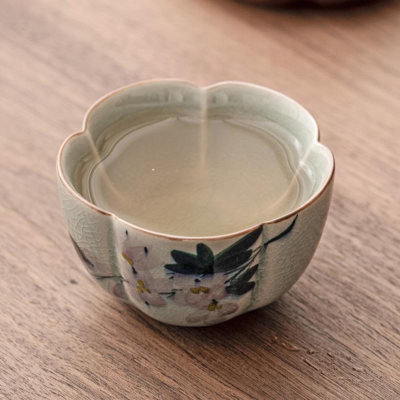 Flower Hand Painted Magnolia Tea Cup Porcelain Kung Fu Tea Set Household Tea Brewing Petal Cups