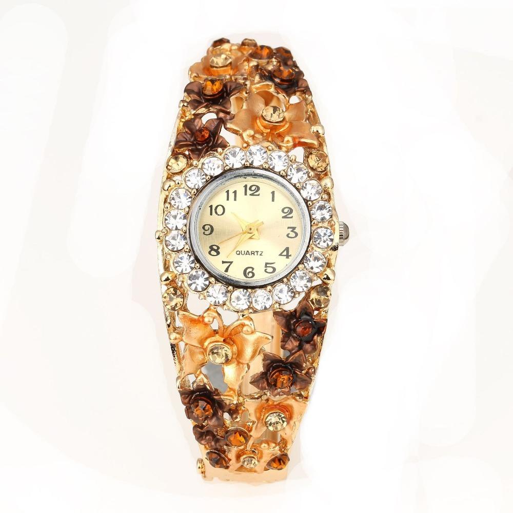 Alloy Flower Butterfly Watch Round Dial Quartz Bracelet Wristwatch  Women s Accessory 2