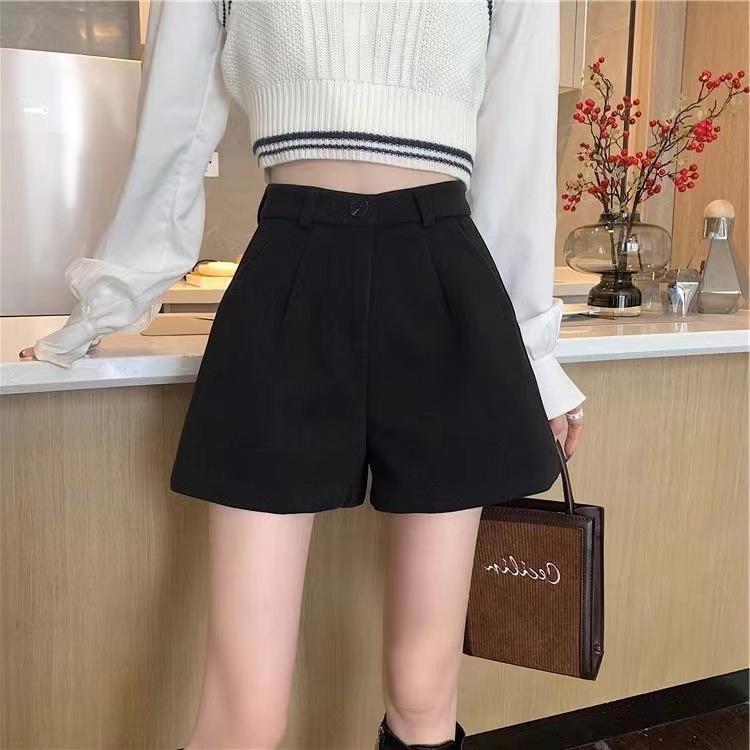 Plus Size Women's Woolen A-line Shorts - Autumn/Winter 2024 Casual Wide-leg Booty Pants