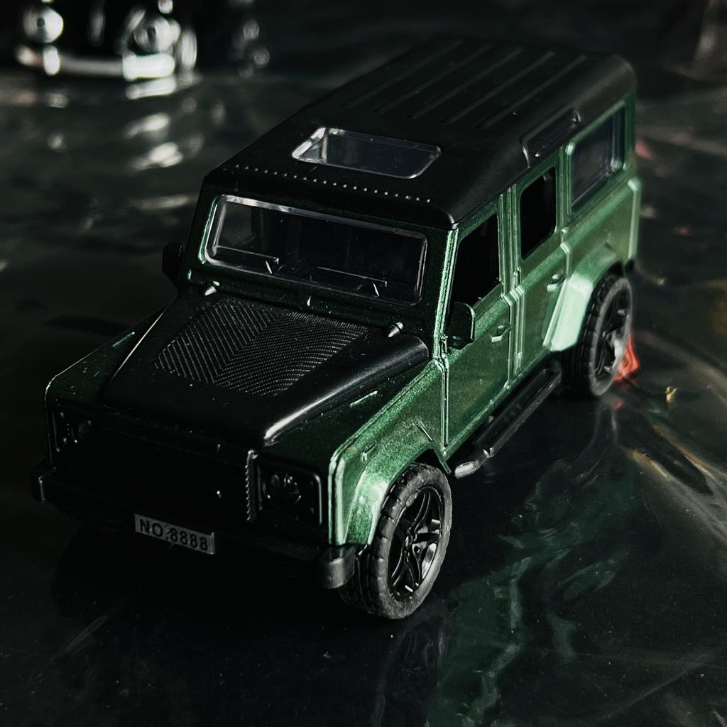 Alloy Metal Toy Simulation Car Can Open the Door Off-road Toy Boy Egg Car Decoration
